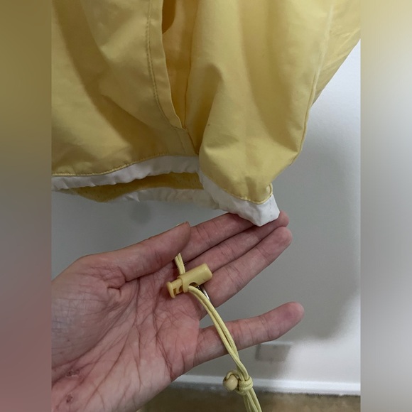 WOMENS VINTAGE REEBOK WINDBREAKER PULLOVER JACKET Size M Yellow - Picture 6 of 12